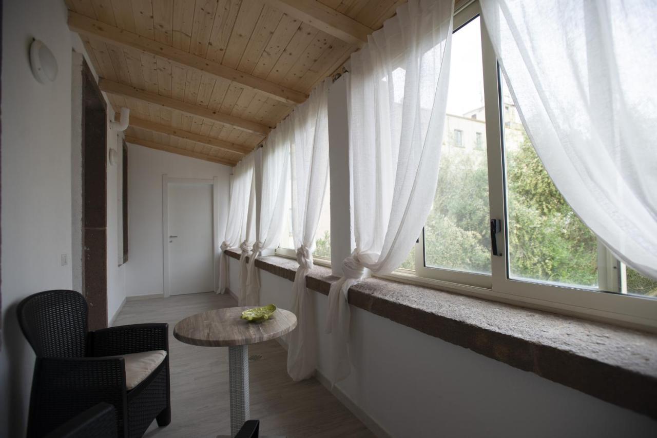 Appartamento Roberto House Fertilia Kültér fotó